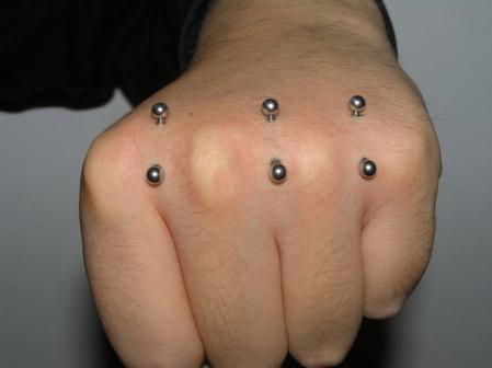 handpiercing6