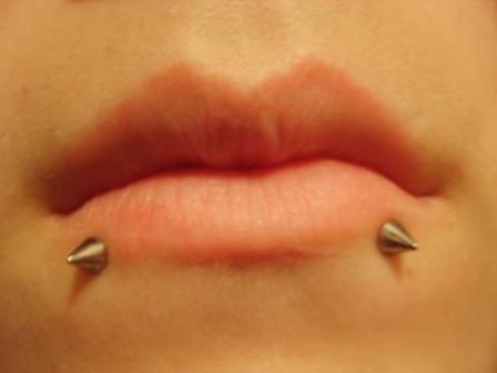 snakebite piercing. Teen – Snakebites Piercing