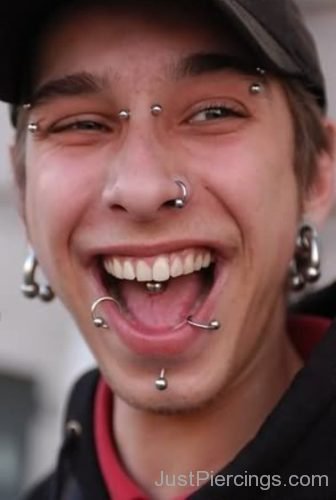 Ear Lobes And Face Piercings For Guys