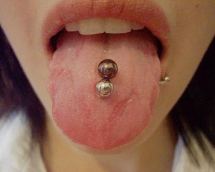 tongue-piercing-13
