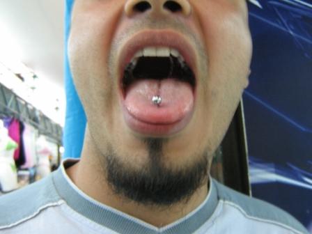 tongue-piercing-21