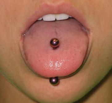 tongue-piercing-31
