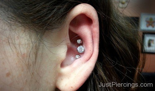 Picture Of Conch Piercing