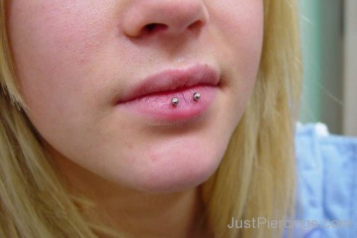 Awesome Horizontal Lip Piercing