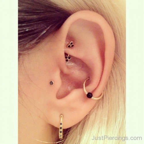 Cool Conch Or Shell Piercing