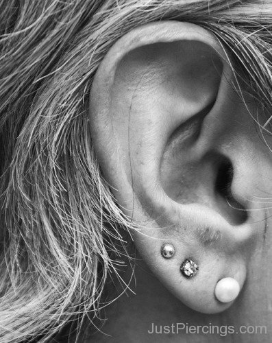 Triple Lobe Ear Piercing