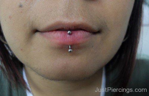 Vertical Center Labret Piercing With Curved Barbell