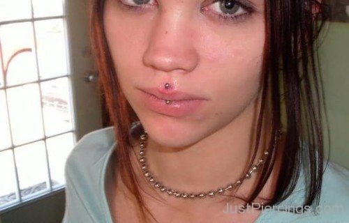 Amazing Jestrum Piercing On Girl Lip
