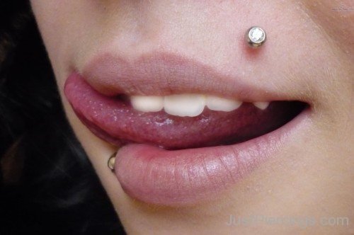Beautiful Lower Lip And Madonna Piercing