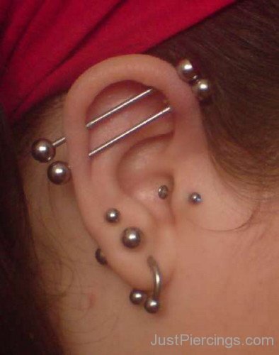 Double Conch Scaffold Piercing