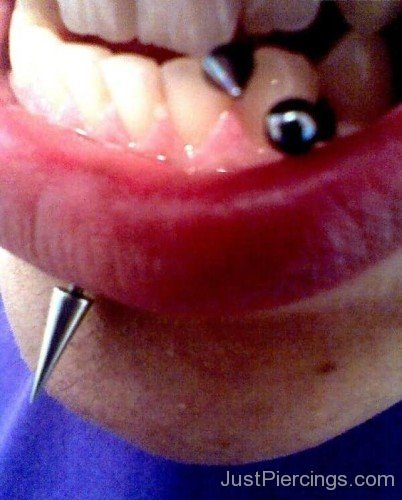 Gum Piercing With Spike Circular Barbell
