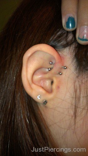 Forward Helix Piercing With Barbell