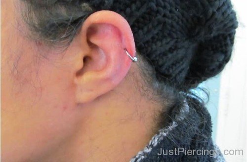 Girl Right Ear Pinna Piercing With Silver Bead Ring-JP123