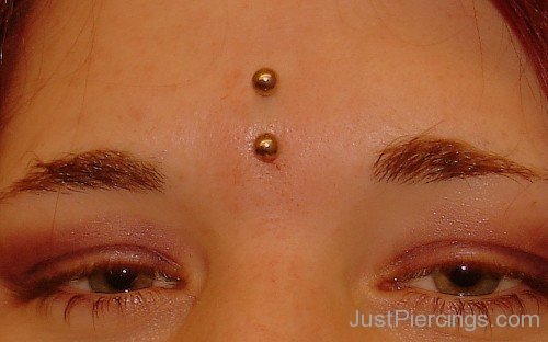 Third Eye Piercing Close Up-JP123