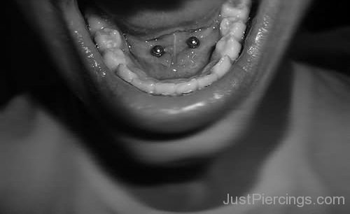 Beautiful Tongue Web Piercing With Barbell-JP12305
