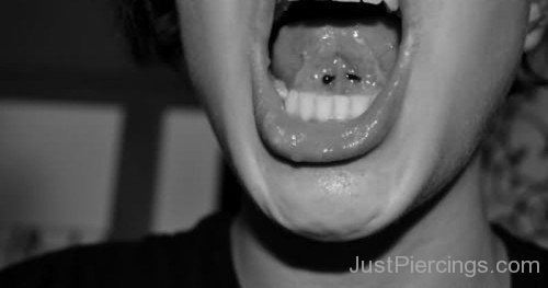 Frenulum Piercing With Black Curved Barbell-JP12310