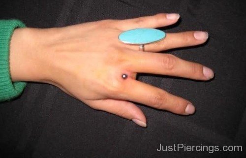 Hand Piercing For Young Girls-JP12307