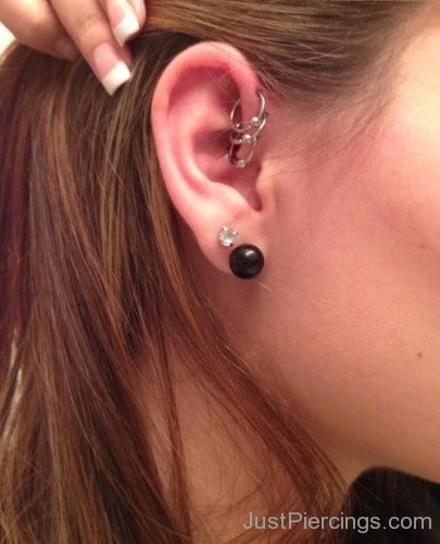 Lobe and Anti Helix Piercing for Young Girls.-JP12348