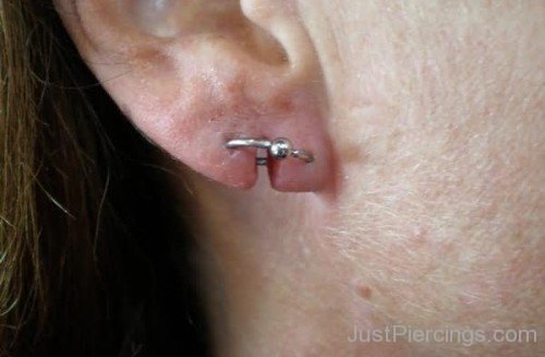 Orbital Lobe Piercing For Girls-JP12360