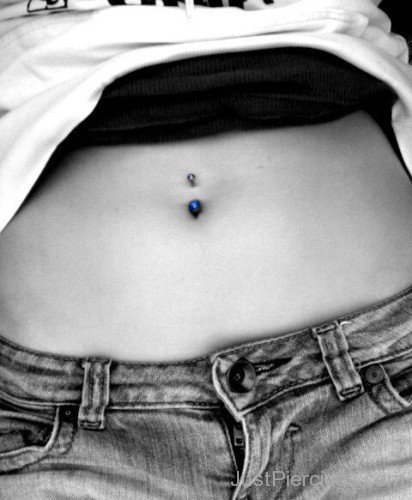 Piercing on Navel with Smart Ring-JP12377