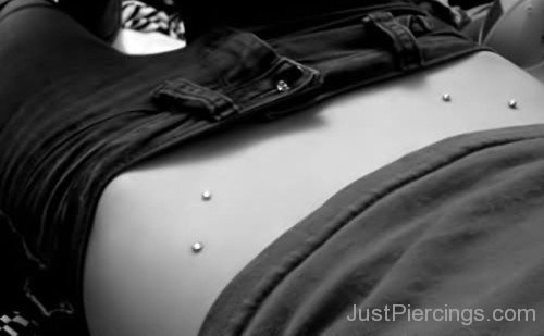 Surface Hip Piercing For Young Girls-JP12360