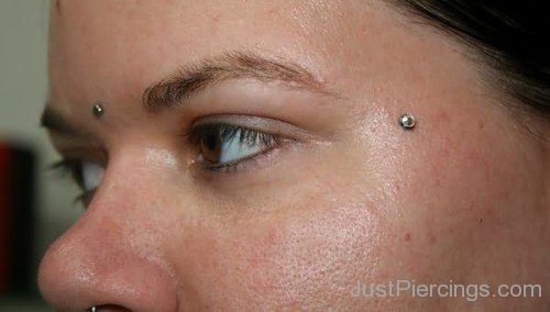 Third Eye And Beauty Spot Piercing-JP12346