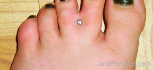 Witch’s Piercing On Left Foot-JP12320