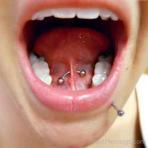 Awesome Mouth Piercing-JP12302