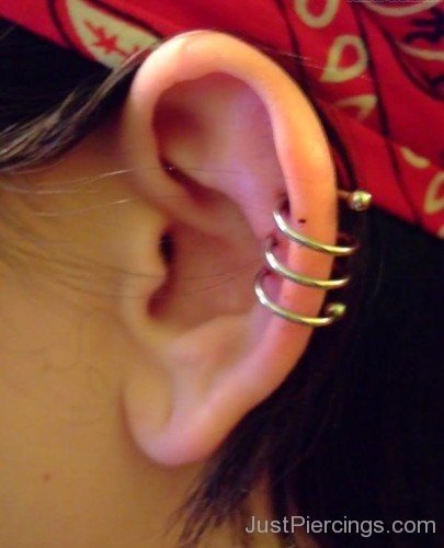 Multiple Ear Spiral Piercings-JP12331