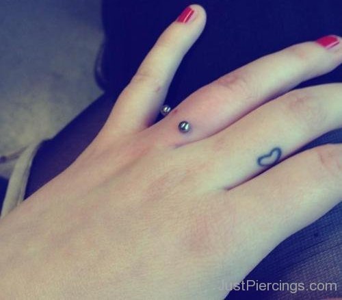 Piercing For Fingers And Heart Tattoo On Fingers-JP12312