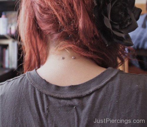 Surface Piercing With Silver Micro Dermals-JP12317