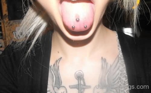 Triangle Mouth Piercing For Girls-JP12352