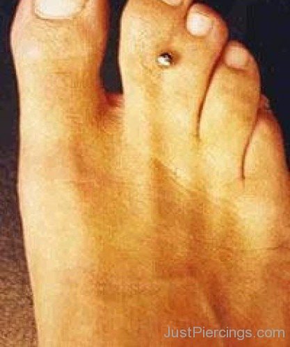 Webbed Toe Piercing Picture-JP12308