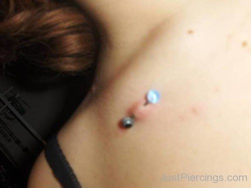 Image Of Clavicle Surface Piercing-JP1055