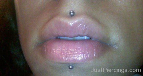 Awesome Lip Piercing-JP104