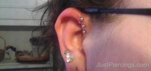 Awesome Triple Anti Helix and Lobe Piercing-JP116