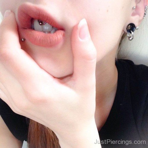 Awesome Upper Lip Piercing Image-JP402