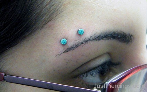 Beautiful Eyebrow Piercing-JP1015