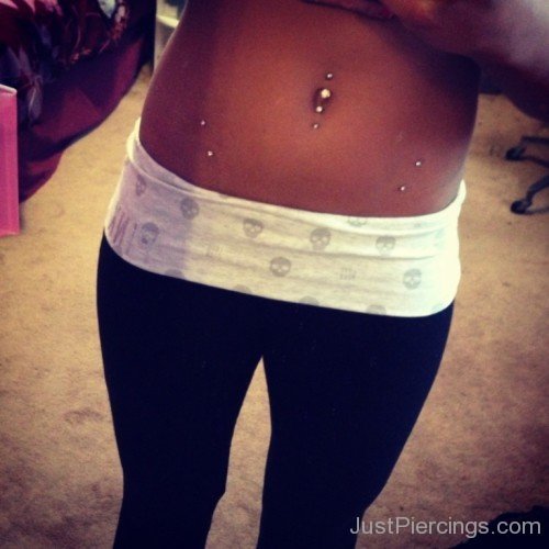 Double Belly Button Piercing and Hips-Jp108