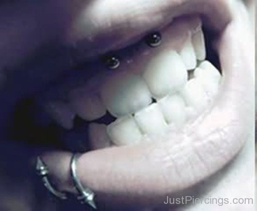 Image Of Frowny Piercing-JP123