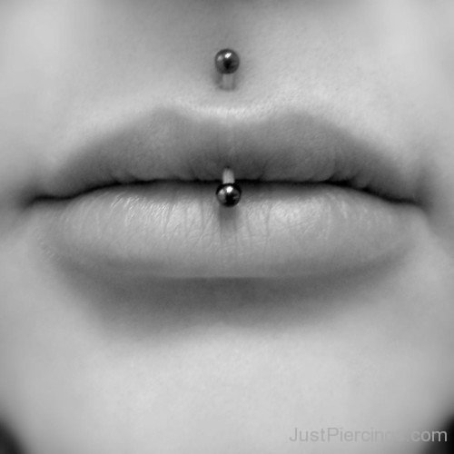 Jestrum Lip Piercing Image-JP131