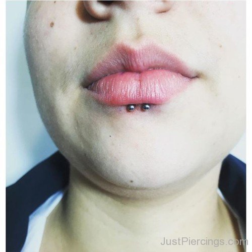 Lower Lip Piercing-JP137