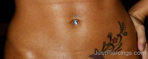 Navel Piercing And Abdominal Tattoo-JP148