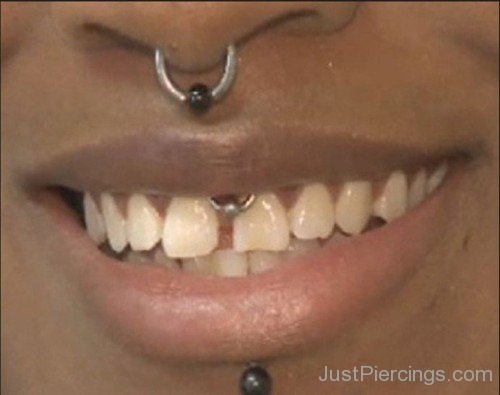Septum And Gum Piercing Image-JP426