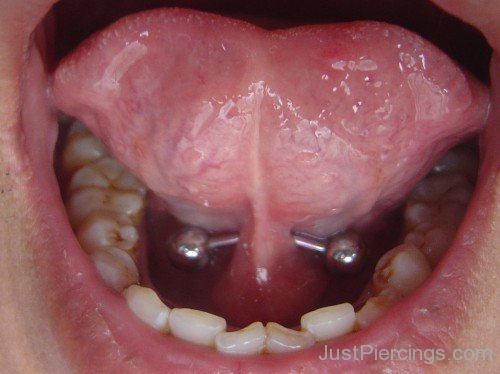 Web Tongue Piercing-JP1103