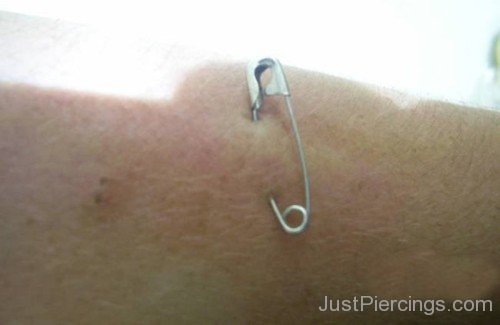 Arm Piercing With Safety Pin-JP116