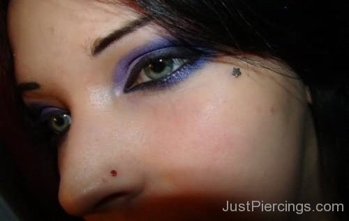 Nose And Butterfly Kiss Piercing Image-JP14086