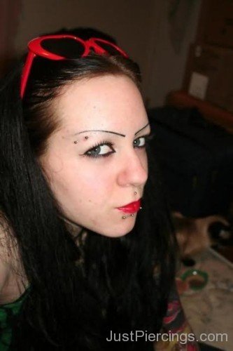 Red Lips Girl With Anti Eyebrow Piercing-JP1067
