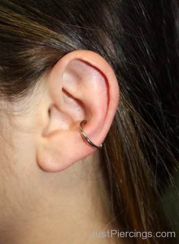 Conch Piercing With Ring 1-JP1079
