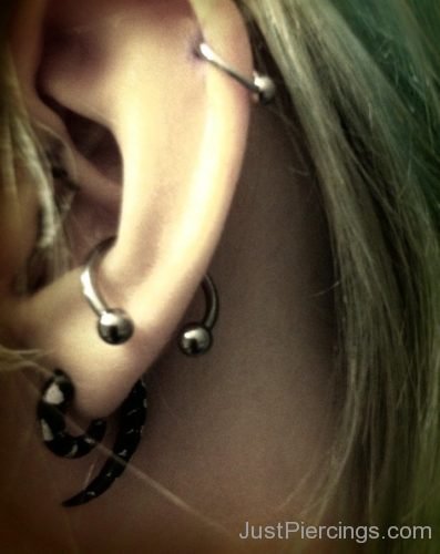Daith And Conch Piercing-JP1084